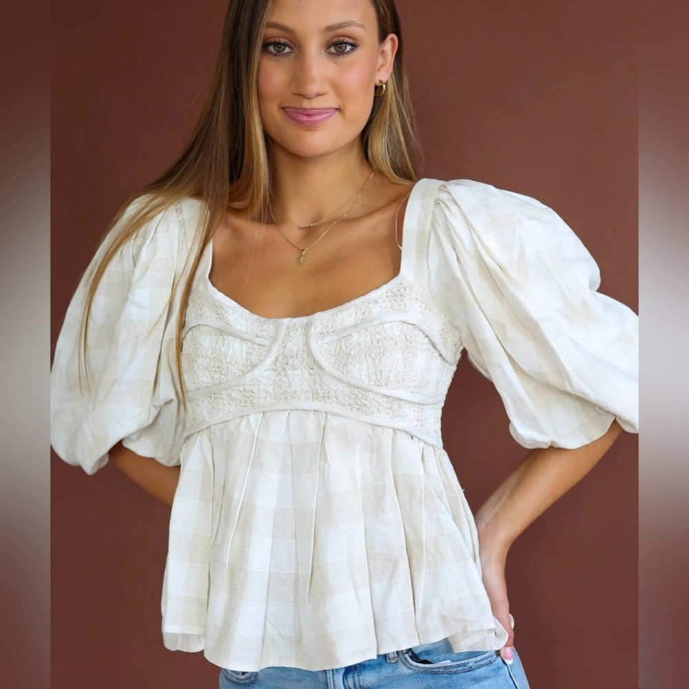 Cream Puff-Sleeve Square Neck Blouse